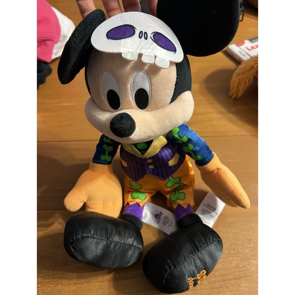 Disney Parks Mickey‎ Mouse Glow-in-the-Dark Halloween 2023 Plush 15"